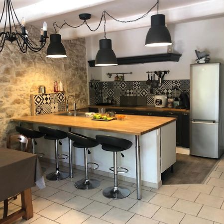Maison De Village En Duo Avec 150M2 Au Rdc Et La Suite Parentale Ou En Famille Avec 4 Chambres 250M2 Interieur Montfaucon  Exterior foto